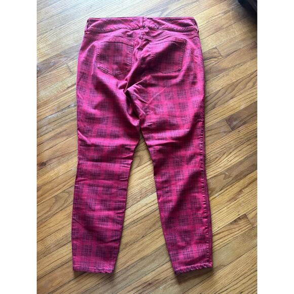 Torrid Plaid Print Red Wash Jeggings - Picture 6 of 9
